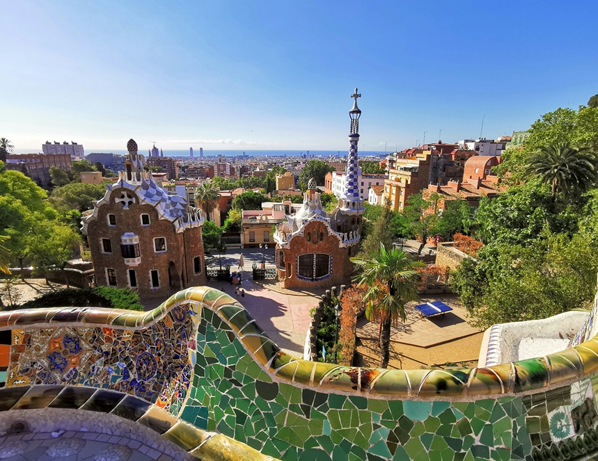 Barcelona — Mediterranean architecture and coastal energy, curated with design hotels, chef-led dining, and effortless day flow